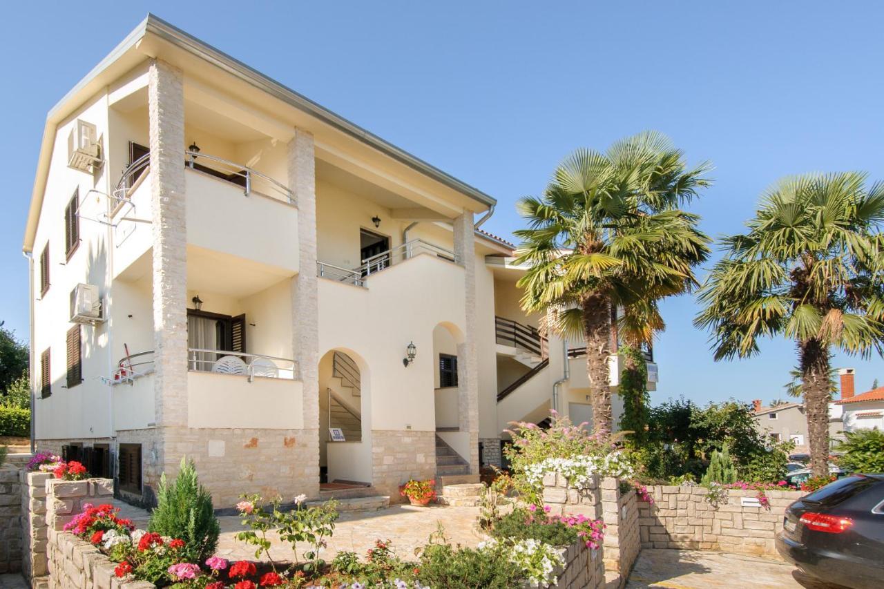 Apartmani Lorena Poreč Exteriér fotografie
