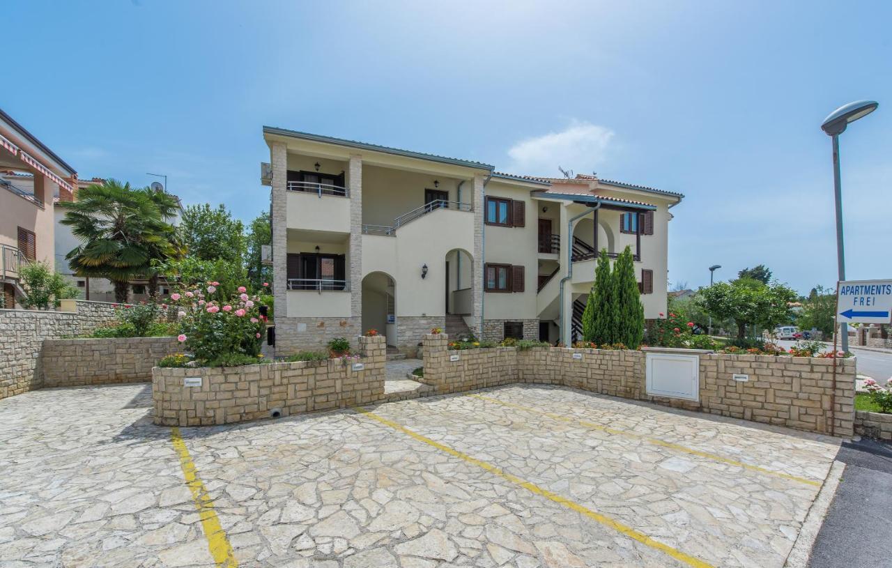 Apartmani Lorena Poreč Exteriér fotografie