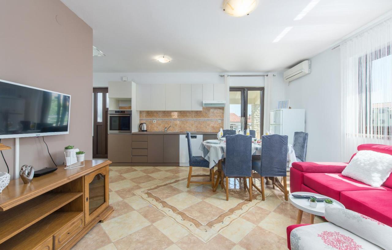 Apartmani Lorena Poreč Exteriér fotografie